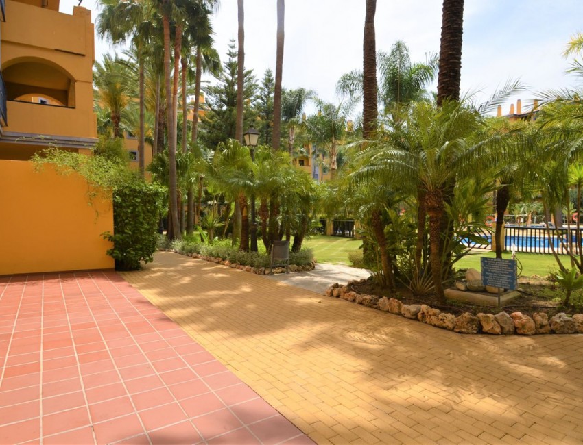 Revente · Appartement · SAN PEDRO ALCÁNTARA · Costa del Sol