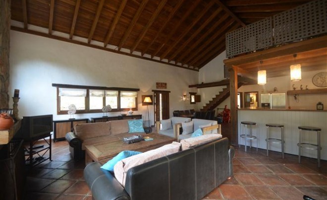 Venta · Villa / Chalet · Casares · Costa del Sol