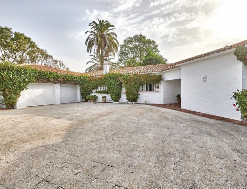 Venta · Villa / Chalet · SAN PEDRO ALCÁNTARA · Costa del Sol