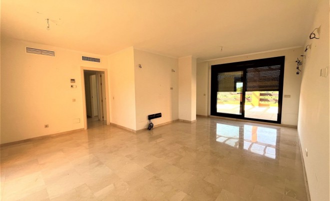 Venta · Apartamento / Piso · Casares · Costa del Sol