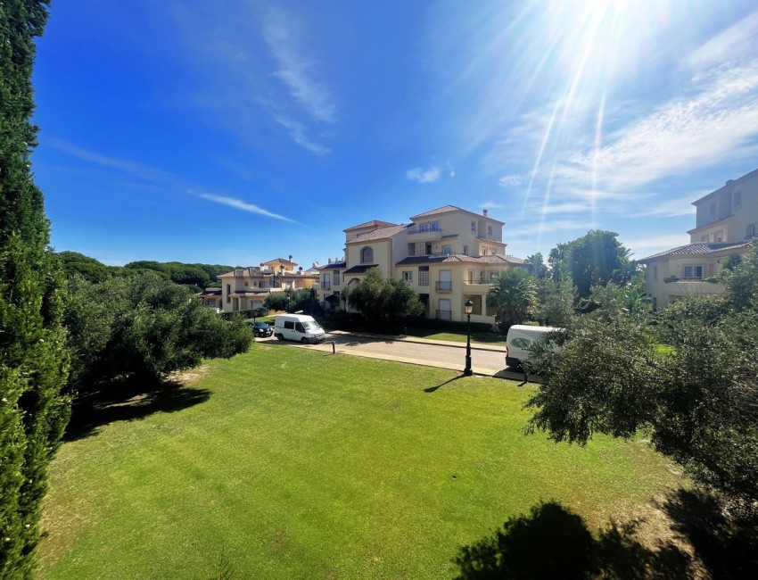 Sale · Apartment / Flat · San Roque · Costa del Sol