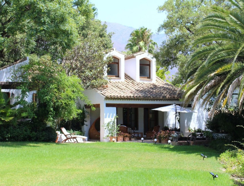 Venta · Villa / Chalet · Casares · Costa del Sol