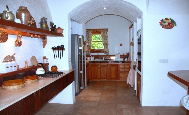 Venta · Villa / Chalet · Casares · Costa del Sol