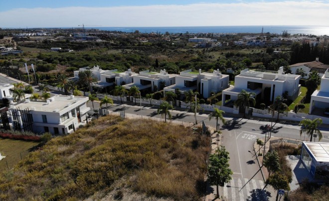 Sale · Plot / Land · Estepona · Costa del Sol