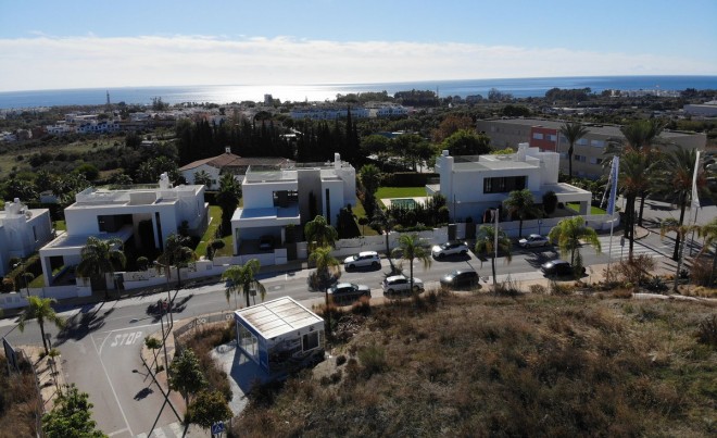 Sale · Plot / Land · Estepona · Costa del Sol