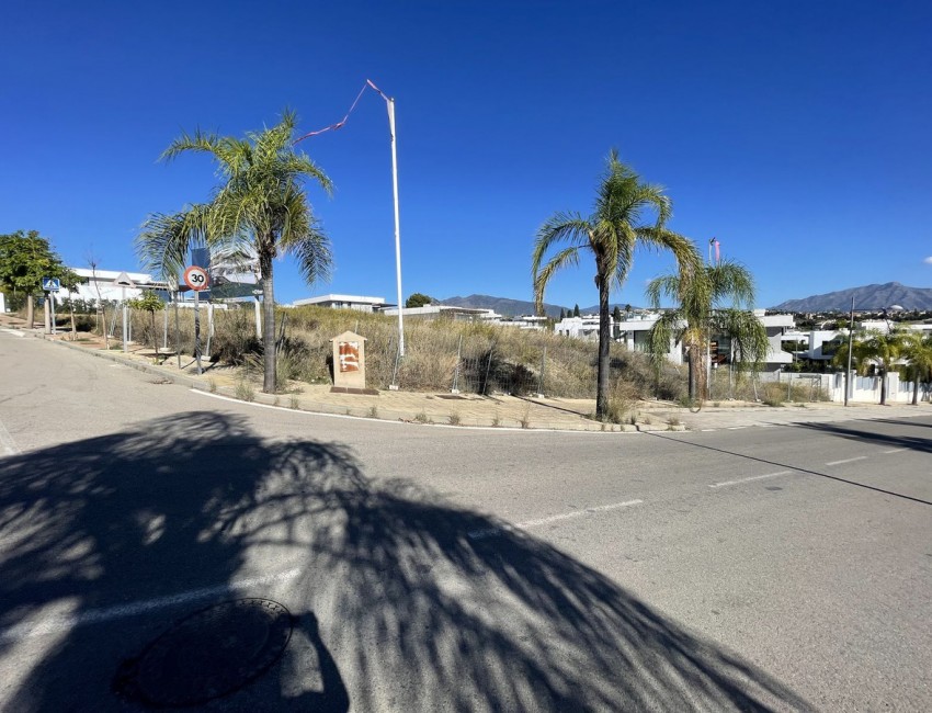 Sale · Plot / Land · Estepona · Costa del Sol