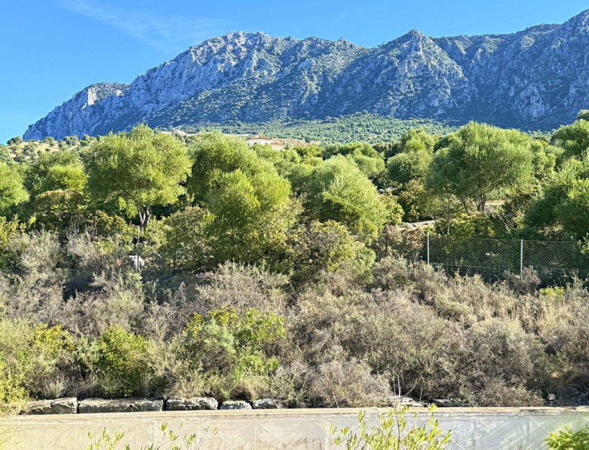 Revente · Villa · Casares · Costa del Sol