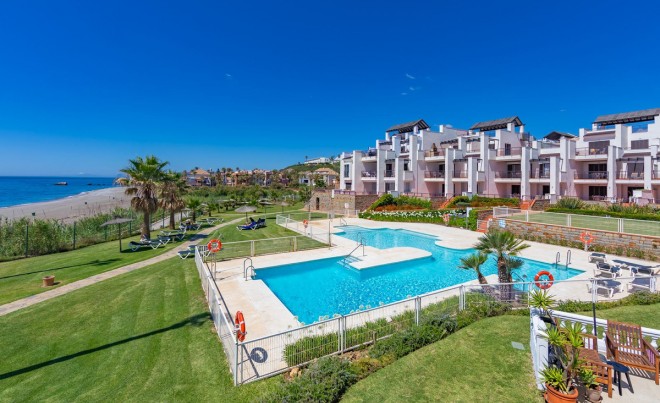 Sale · Apartment / Flat · Casares · Costa del Sol