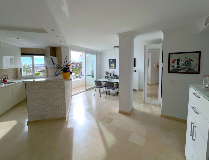 Sale · Apartment / Flat · Casares · Costa del Sol