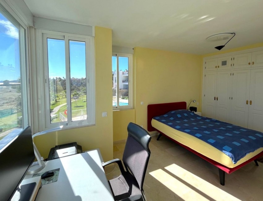 Sale · Apartment / Flat · Casares · Costa del Sol