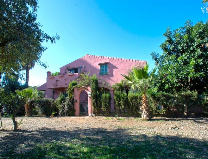 Venta · Villa / Chalet · Estepona · Costa del Sol