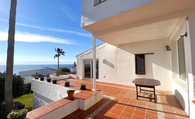 Venta · Villa / Chalet · Estepona · Costa del Sol