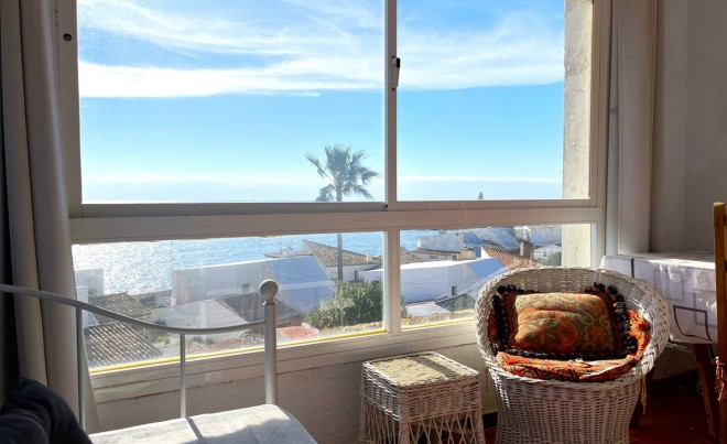 Venta · Villa / Chalet · Estepona · Costa del Sol