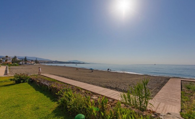 Venta · Villa / Chalet · Estepona · Costa del Sol