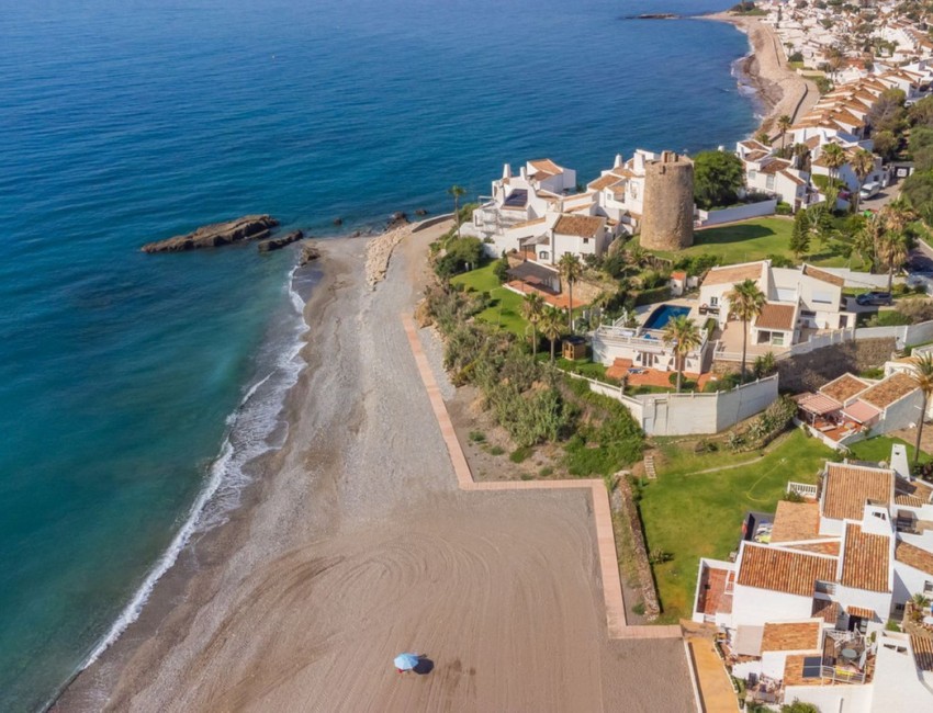 Venta · Villa / Chalet · Estepona · Costa del Sol