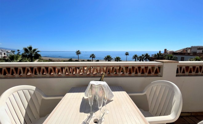 Sale · Apartment / Flat · Casares · Costa del Sol