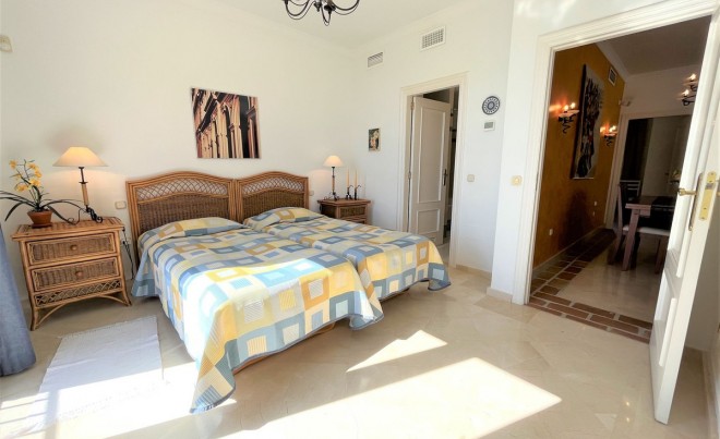 Venta · Apartamento / Piso · Casares · Costa del Sol