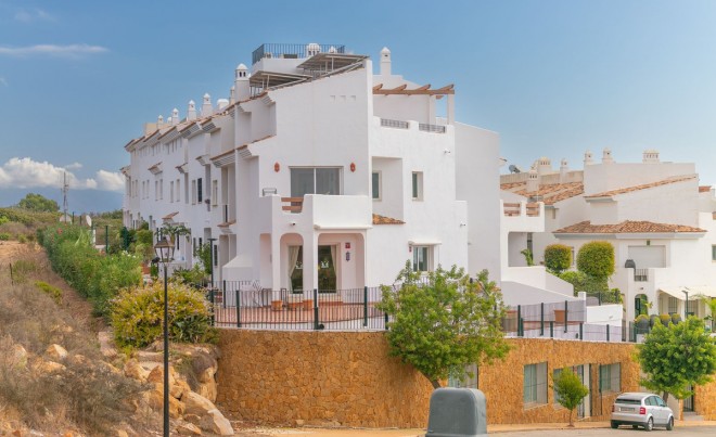 Venta · Villa / Chalet · La Duquesa · Costa del Sol