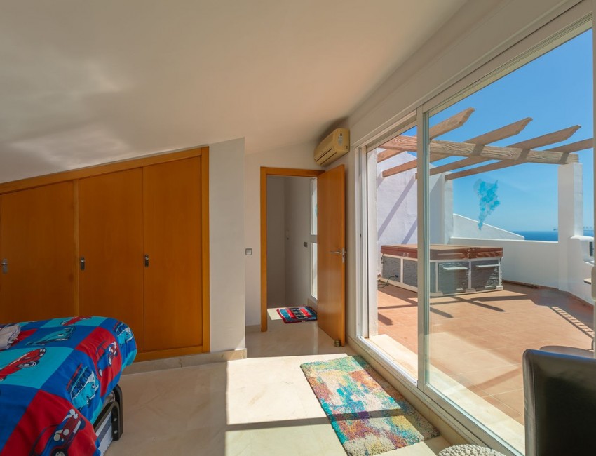 Venta · Villa / Chalet · La Duquesa · Costa del Sol