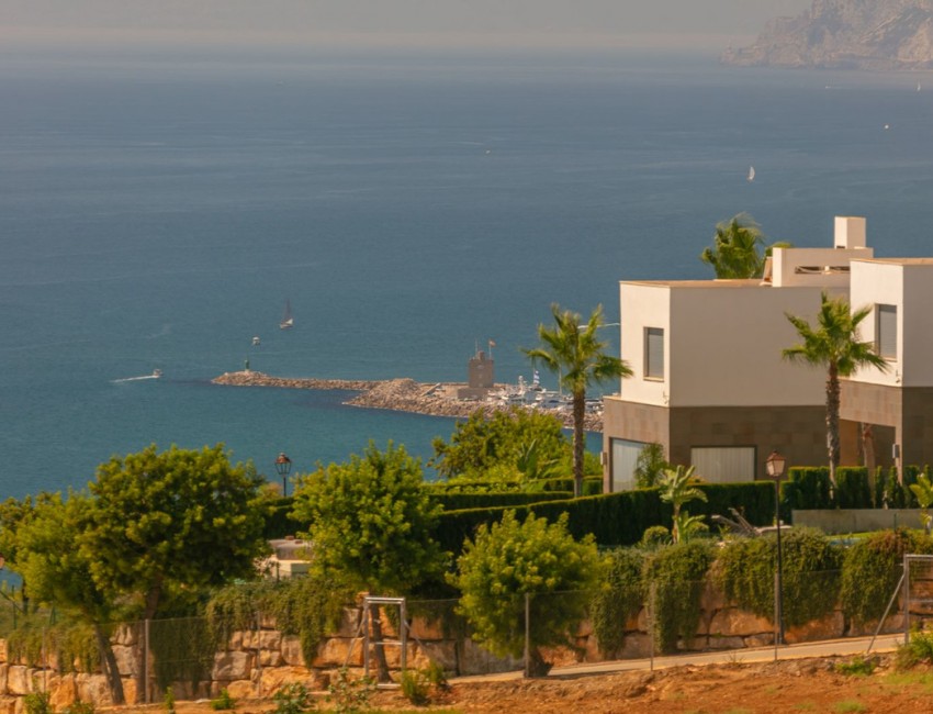 Revente · Villa · La Duquesa · Costa del Sol