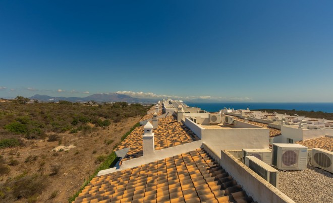 Venta · Villa / Chalet · La Duquesa · Costa del Sol