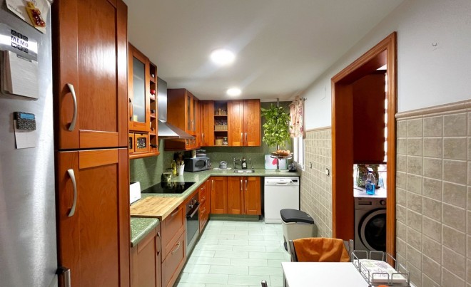 Sale · Apartment / Flat · San Luis de Sabinillas · Costa del Sol