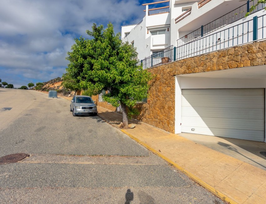 Sale · Bungalow / Townhouse / Detached / Terraced · Punta Chullera · Costa del Sol