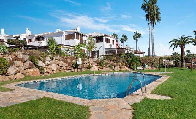 Sale · Bungalow / Townhouse / Detached / Terraced · Estepona · Costa del Sol