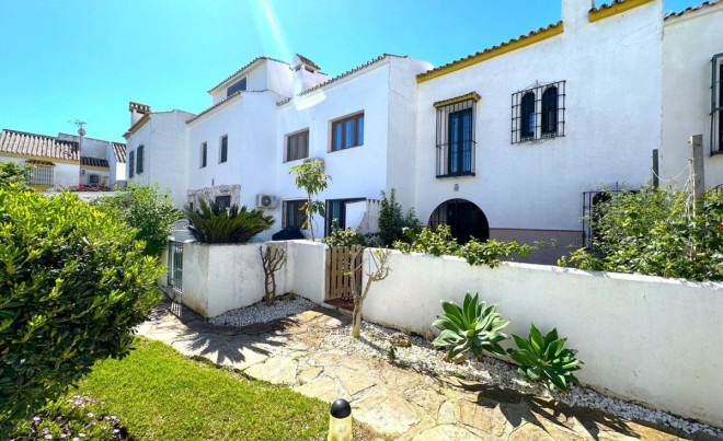 Revente · Bungalow / Maison de Ville · Casares · Costa del Sol