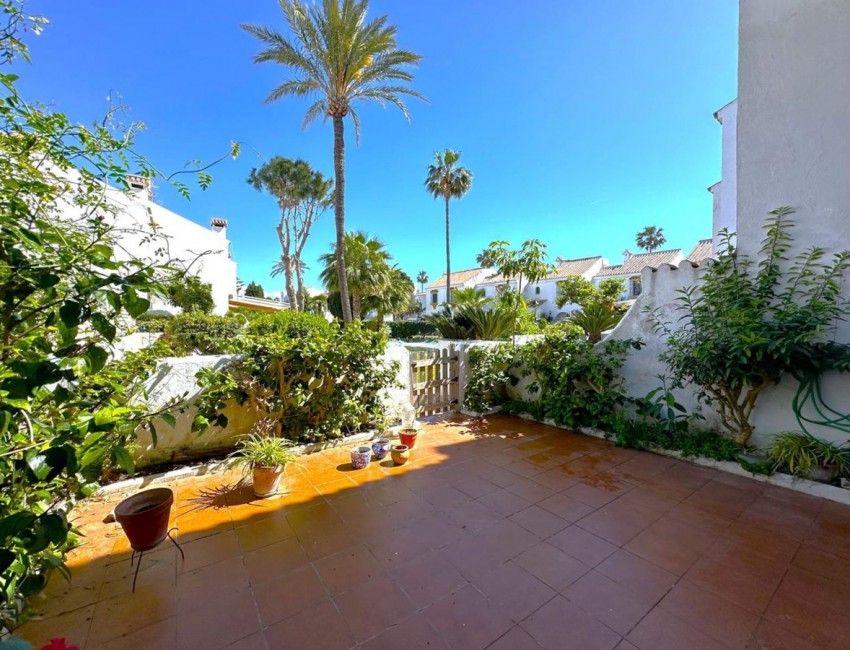 Revente · Bungalow / Maison de Ville · Casares · Costa del Sol