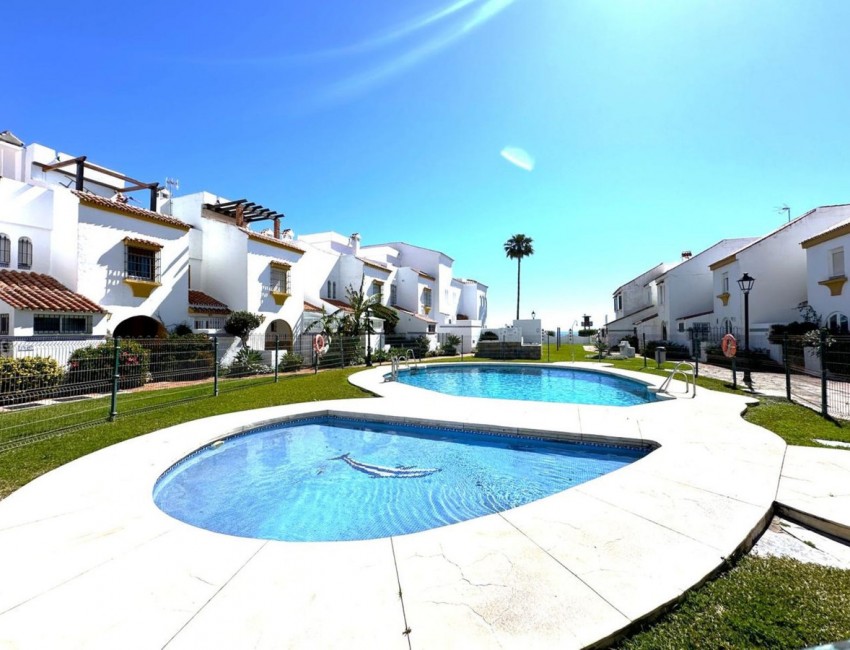 Revente · Bungalow / Maison de Ville · Casares · Costa del Sol