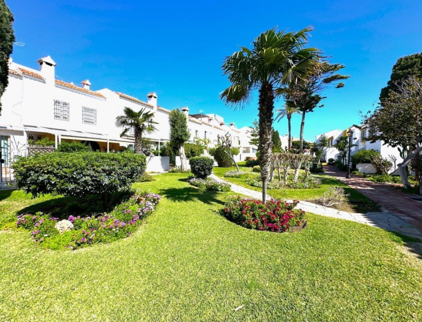 Revente · Bungalow / Maison de Ville · Casares · Costa del Sol