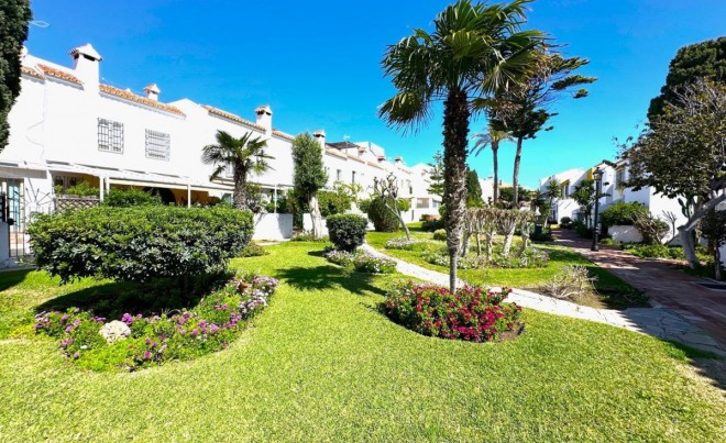 Revente · Bungalow / Maison de Ville · Casares · Costa del Sol