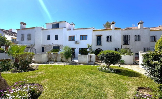 Revente · Bungalow / Maison de Ville · Casares · Costa del Sol