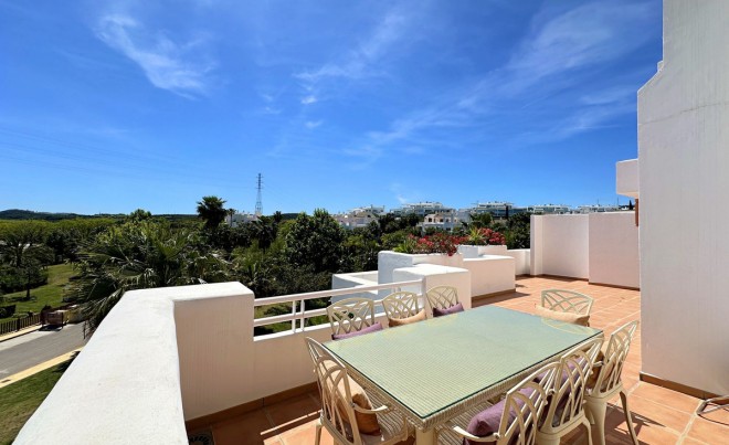 Sale · Apartment / Flat · Casares · Costa del Sol