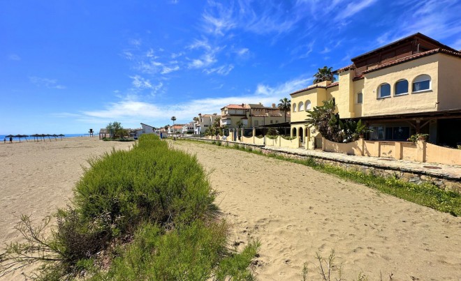 Revente · Bungalow / Maison de Ville · Casares · Costa del Sol