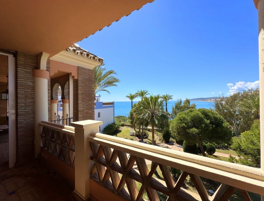 Sale · Apartment / Flat · Casares · Costa del Sol