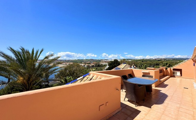 Sale · Apartment / Flat · Casares · Costa del Sol