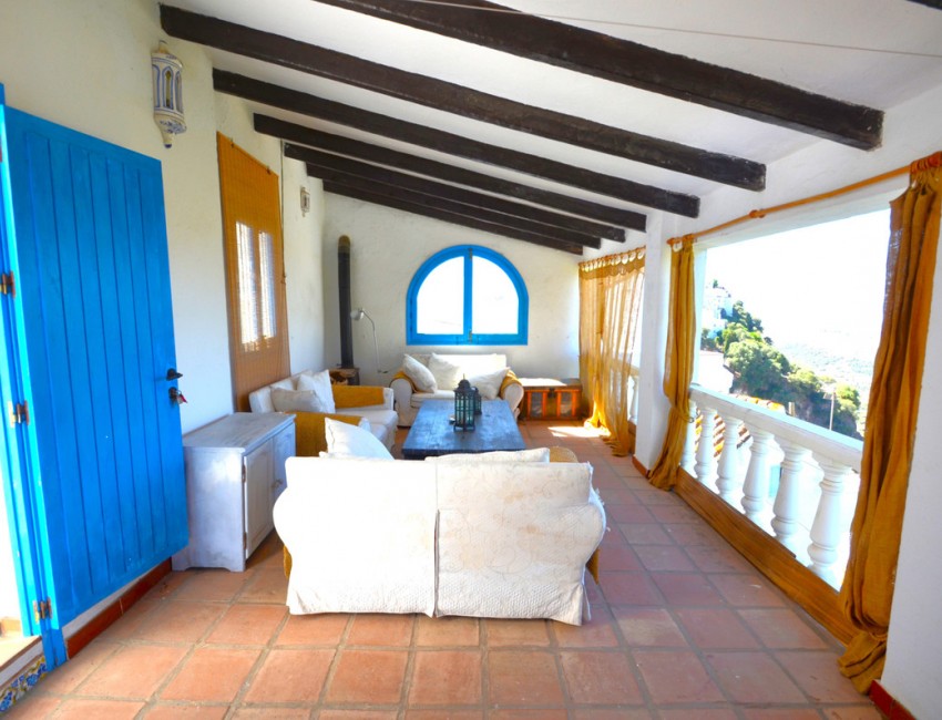 Sale · Bungalow / Townhouse / Detached / Terraced · Casares · Costa del Sol