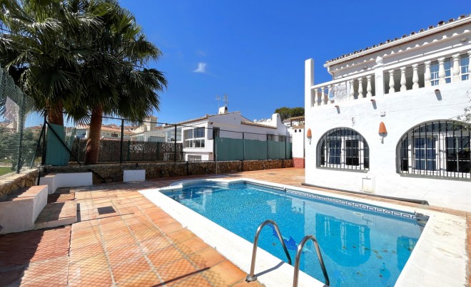 Sale · Bungalow / Townhouse / Detached / Terraced · Manilva · Costa del Sol