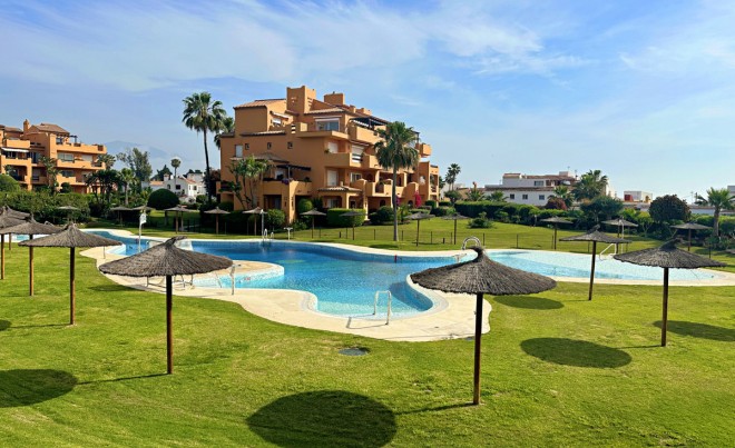 Sale · Apartment / Flat · La Duquesa · Costa del Sol