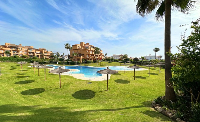 Sale · Apartment / Flat · La Duquesa · Costa del Sol