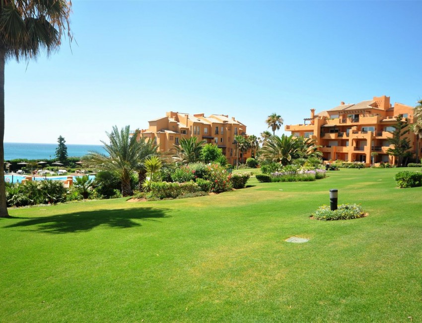 Sale · Apartment / Flat · La Duquesa · Costa del Sol