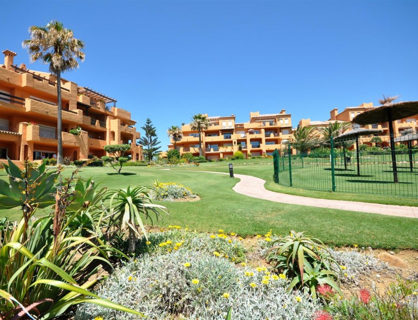 Sale · Apartment / Flat · La Duquesa · Costa del Sol