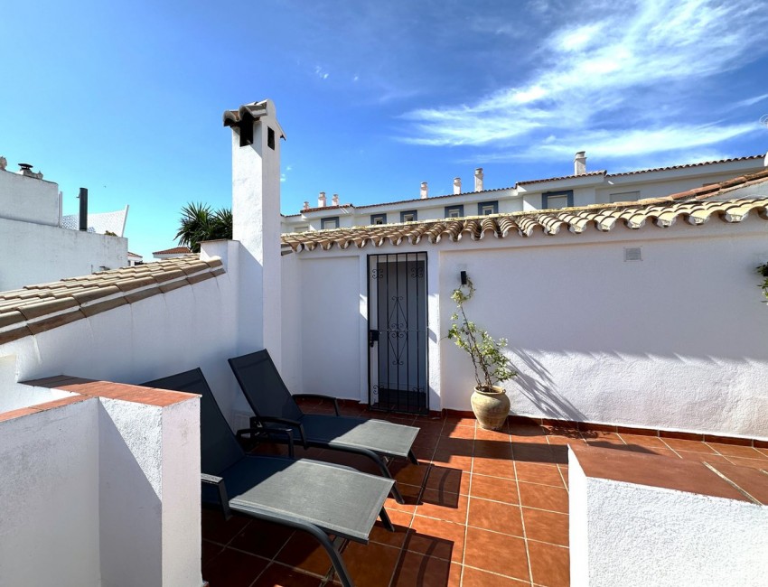 Sale · Bungalow / Townhouse / Detached / Terraced · La Duquesa · Costa del Sol