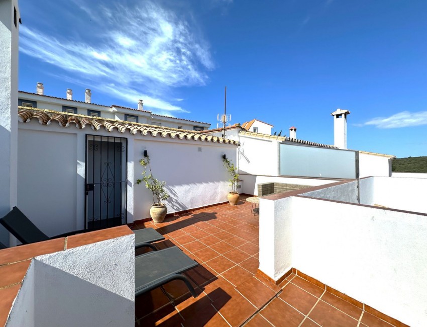 Sale · Bungalow / Townhouse / Detached / Terraced · La Duquesa · Costa del Sol