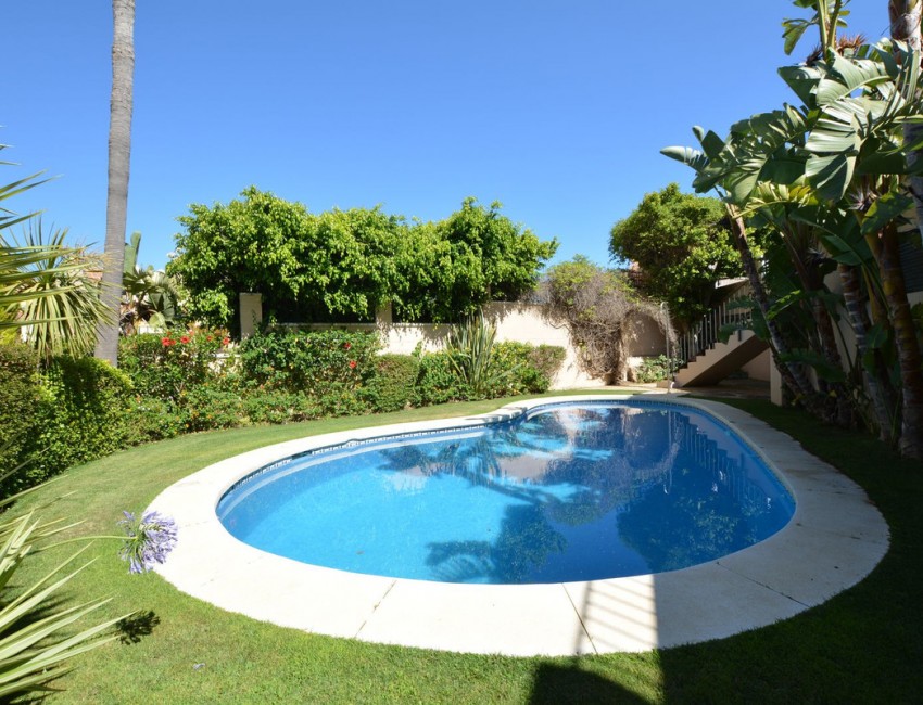 Venta · Villa / Chalet · La Duquesa · Costa del Sol