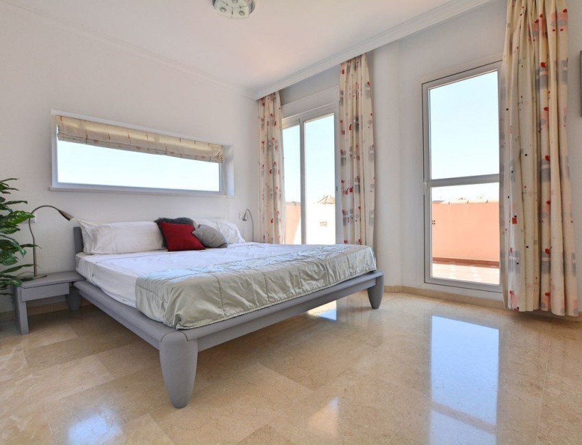 Venta · Villa / Chalet · La Duquesa · Costa del Sol