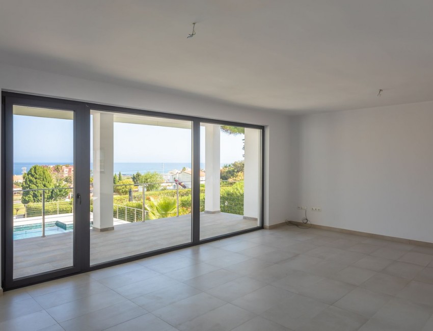 Venta · Villa / Chalet · La Duquesa · Costa del Sol