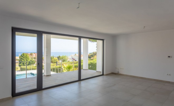 Venta · Villa / Chalet · La Duquesa · Costa del Sol